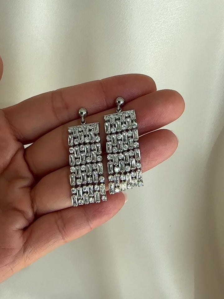 Elisajewels Whitney Fringe Earrings