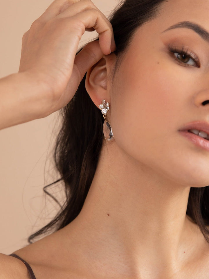 Elisajewels Tuyet Drop Earrings