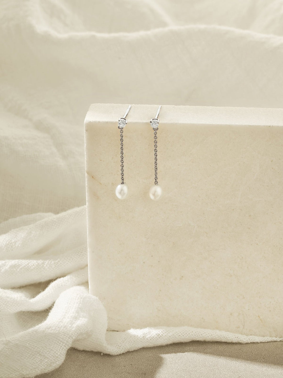 Elisajewels Ellis Freshwater Pearl Drop Earrings