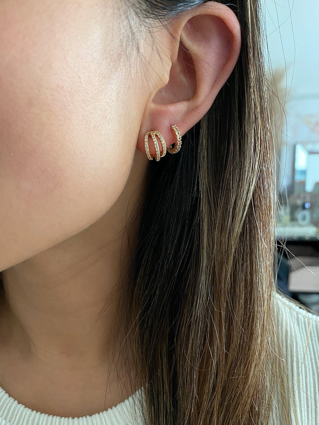 Elisajewels Harper Huggie Hoop Earrings