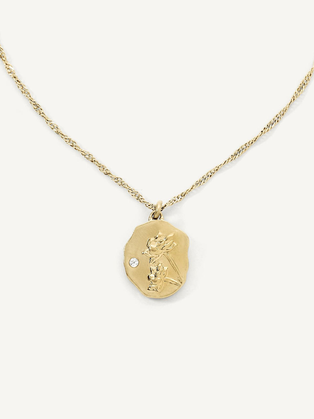 Elisajewels July Water Lily Birth Flower Pendant Necklace